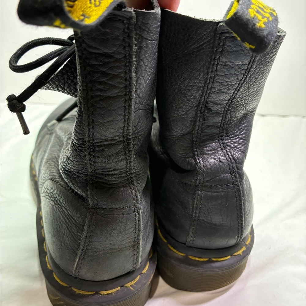 Doc Martens Men’s 8 Women’s size 9 air walk unisex - Picture 11 of 13